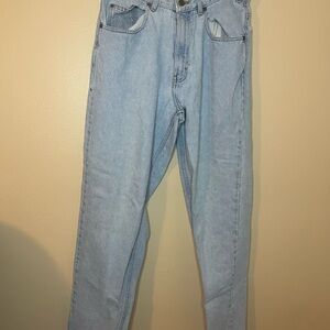 Eddie Bauer Men's Straight Jeans in Soft Blue